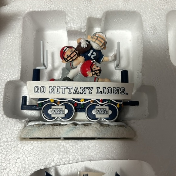 The Penn State Nittany Lions Christmas Express by Danbury Mint - Picture 2 of 7